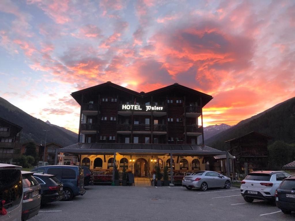 Hotel Walser Ulrichen Eksteriør billede